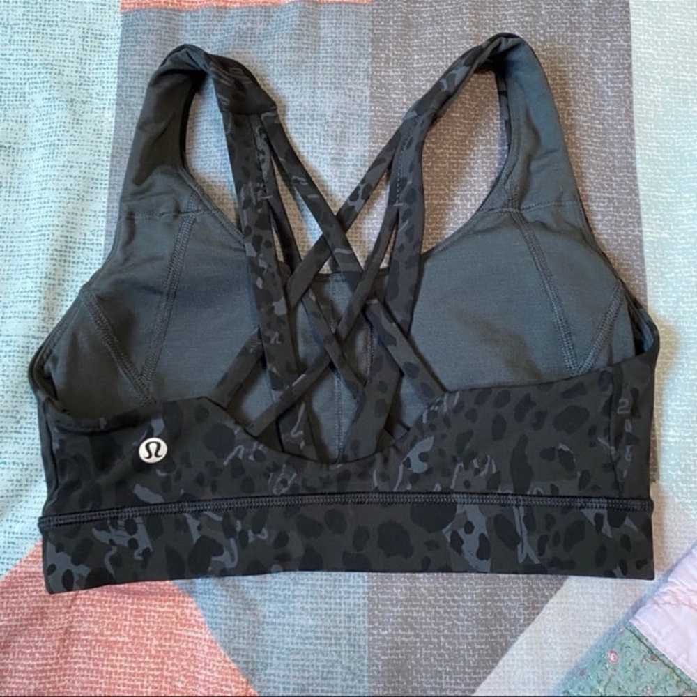 Lululemon sports bra - Picture 2 of 5